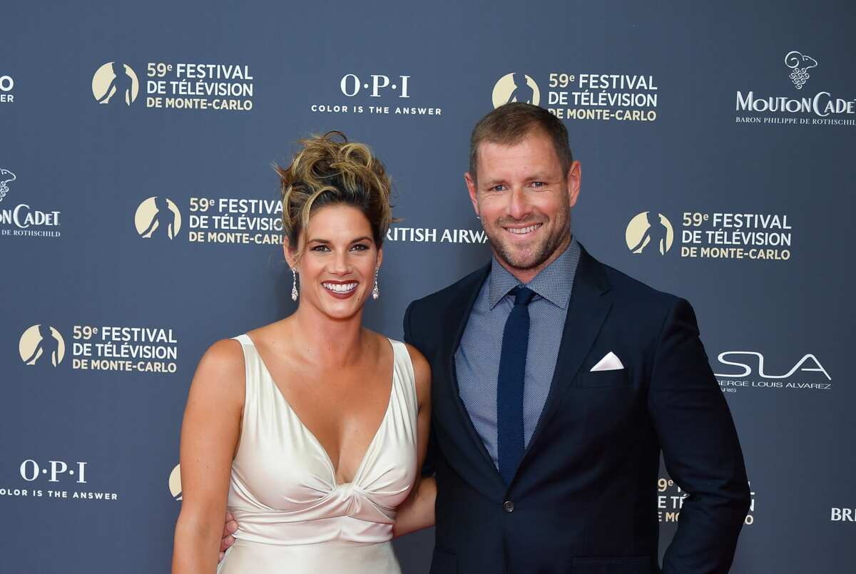 Tom Oakley's bio: what is known about Missy Peregrym's husband? 