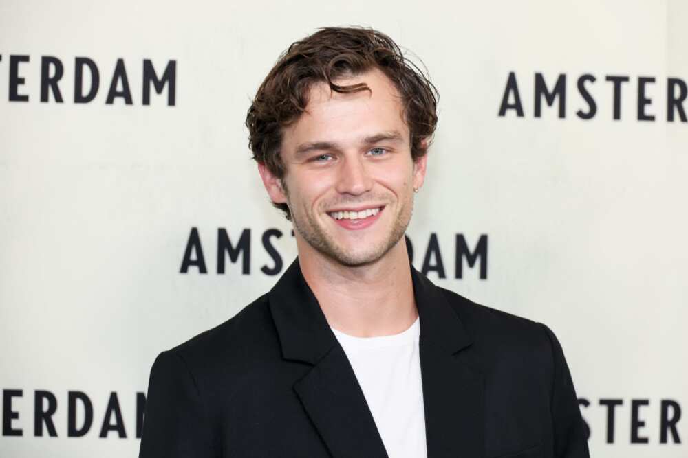actors who are gay actors who are gay