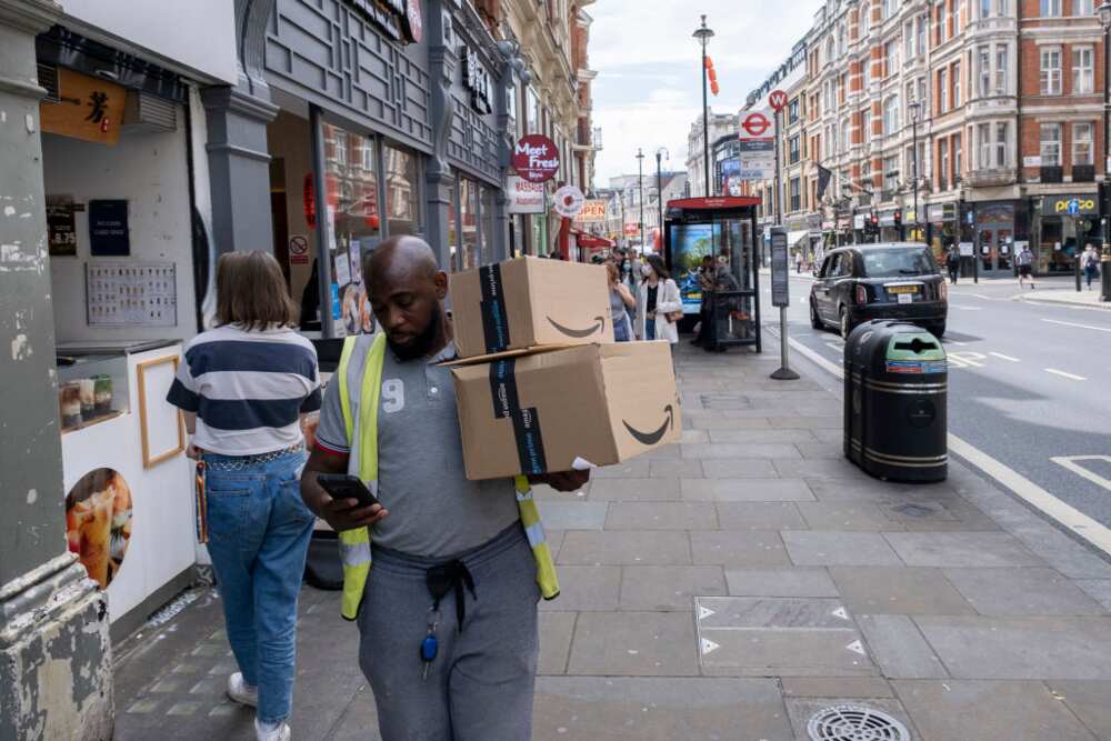 how to archive Amazon orders on phone how to archive Amazon orders on phone