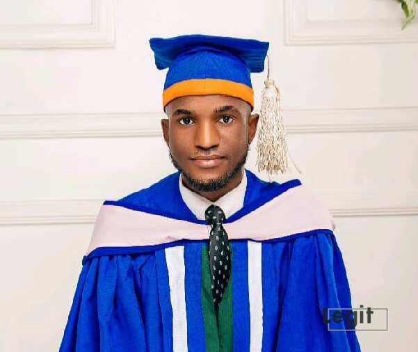 Year in Review: 5 Nigerian Students With Unique Touching Story Who Graduated With First Class in 2021