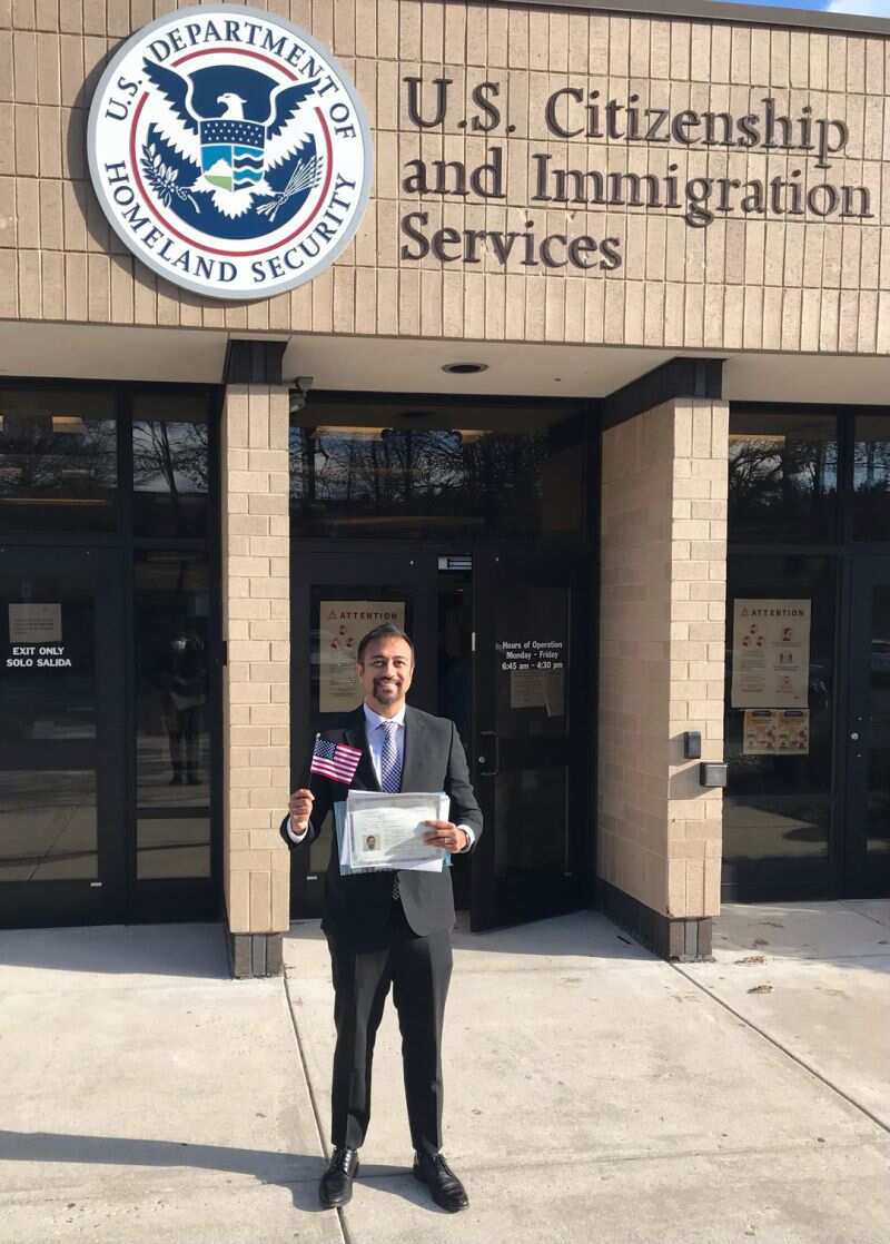 Man celebrates getting US citizenship after 20 years, shows off paperwork, social media reacts