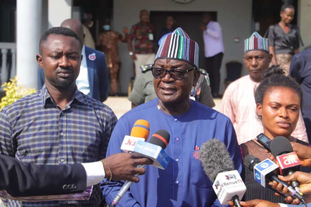 Channels reporter and wife make peace as Governor Ortom intervenes Channels reporter and wife make peace as Governor Ortom intervenes