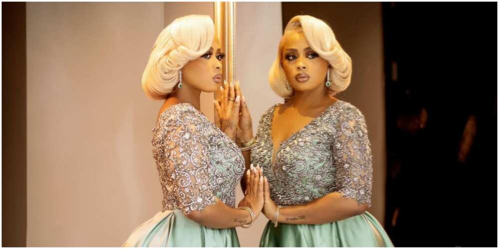 Alaafin of Oyo's ex-wife, Queen Ola, stuns in beautiful pictures as she clocks new age