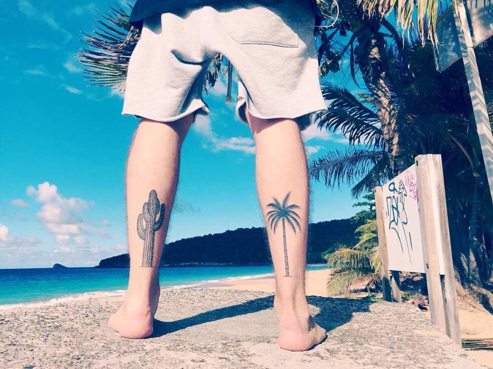 tree tattoos for men on leg