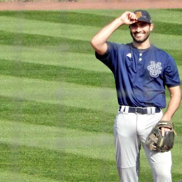 red hummer h2 tyler hoechlin