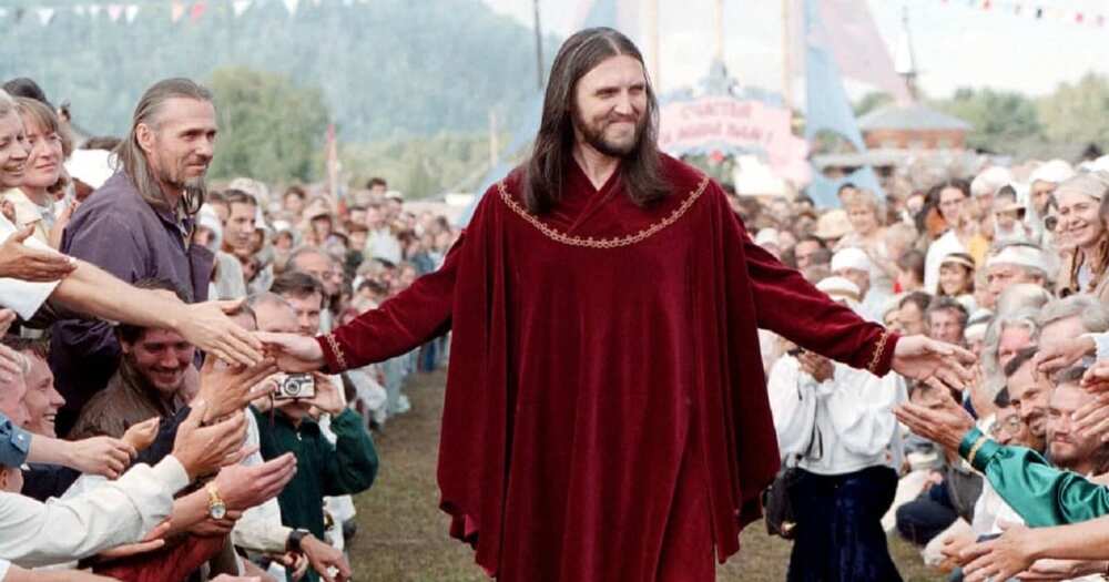 Former traffic policeman who claims to be reincarnation of Jesus Christ arrested Former traffic policeman who claims to be reincarnation of Jesus Christ arrested