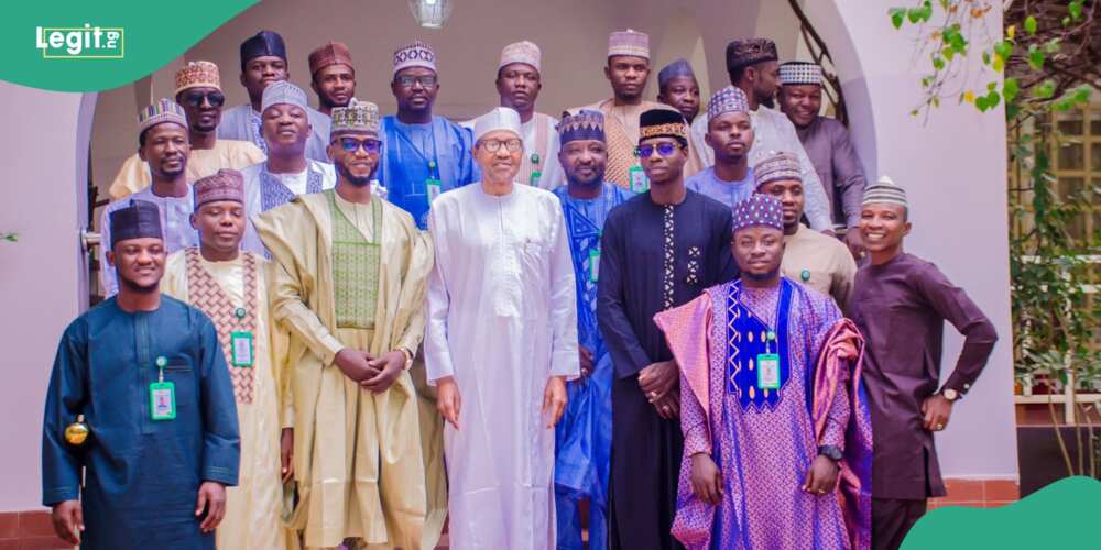 Mawakan Kannywood sun gana da Buhari Mawakan Kannywood sun gana da Buhari