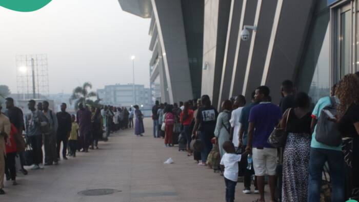 BREAKING: Jubilation as passengers enjoy free train service from Lagos-Ibadan