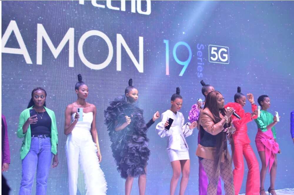 Niniola Thrills Audience with an Outstanding Performance at the TECNO CAMON 19 Launch