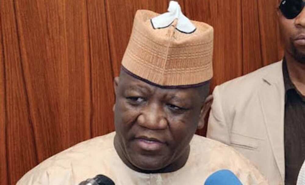 Ku tarwatsa bangaren Yari na APC a Zamfara, Shinkafi yayi kira ga Buni da IGP