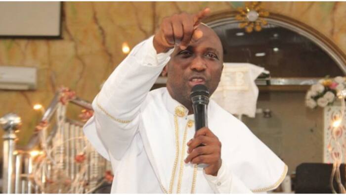 2023: Powerful Nigerian prophet reveals outcome of Abia, Katsina, Taraba guber polls