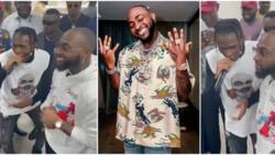 Upcoming artist impresses Davido at an event, singer vibes to the performance: "Grace don locate this one"