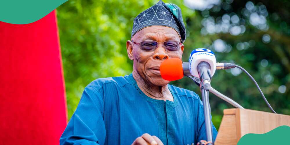 Obasanjo ya yi martani kan hukuncin kotu da ta kwace kujerun gwamnoni 3 a mako Obasanjo ya yi martani kan hukuncin kotu da ta kwace kujerun gwamnoni 3 a mako