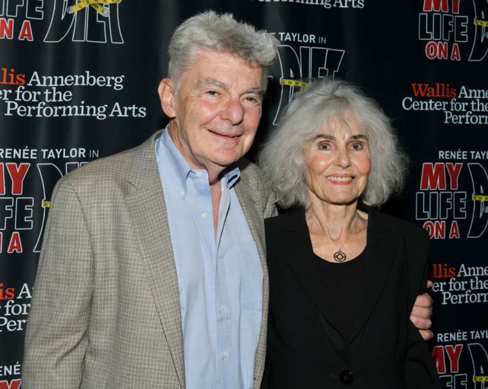 Richard Benjamin and Paula Prentiss