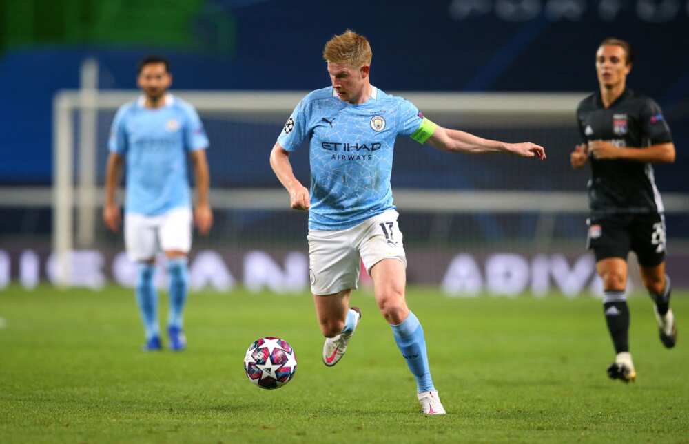 Kevin De Bruyne reportedly on the verge of signing £300,000-a-week deal at Man City Kevin De Bruyne reportedly on the verge of signing £300,000-a-week deal at Man City