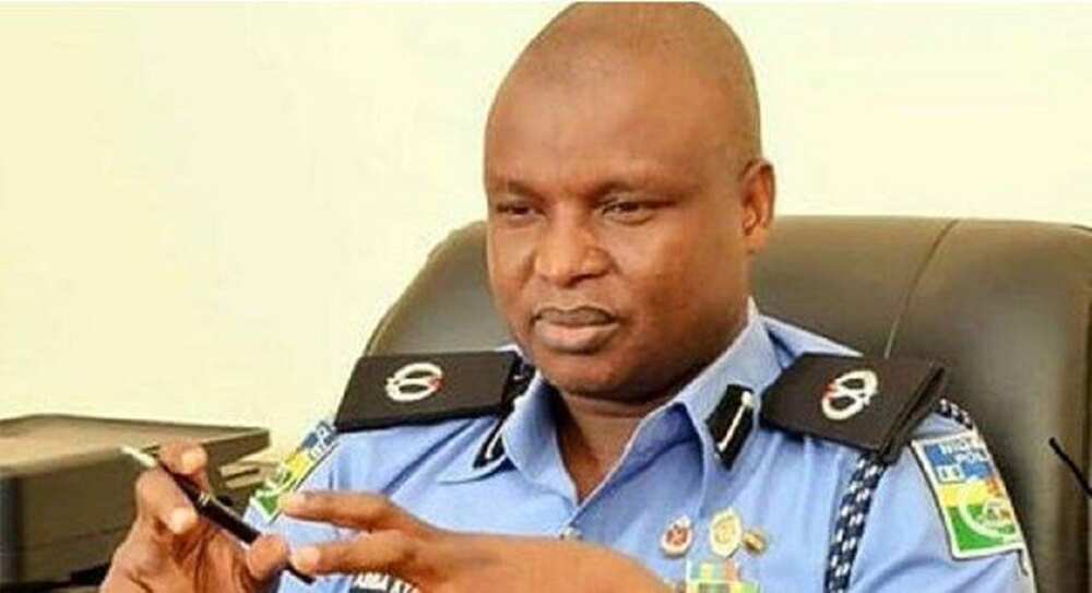 Yanzu-Yanzu: NDLEA Na Yi Wa Abba Kyari Da Sauran Mutum 4 Da Ake Zargi Zafafan Tambayoyi Yanzu-Yanzu: NDLEA Na Yi Wa Abba Kyari Da Sauran Mutum 4 Da Ake Zargi Zafafan Tambayoyi