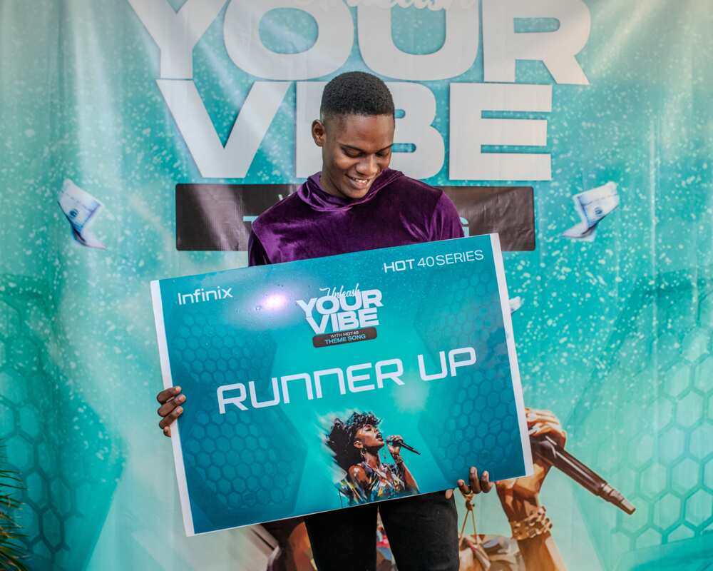 Infinix Nigeria Empowers Winners Of #Vibewithhot40song Competition