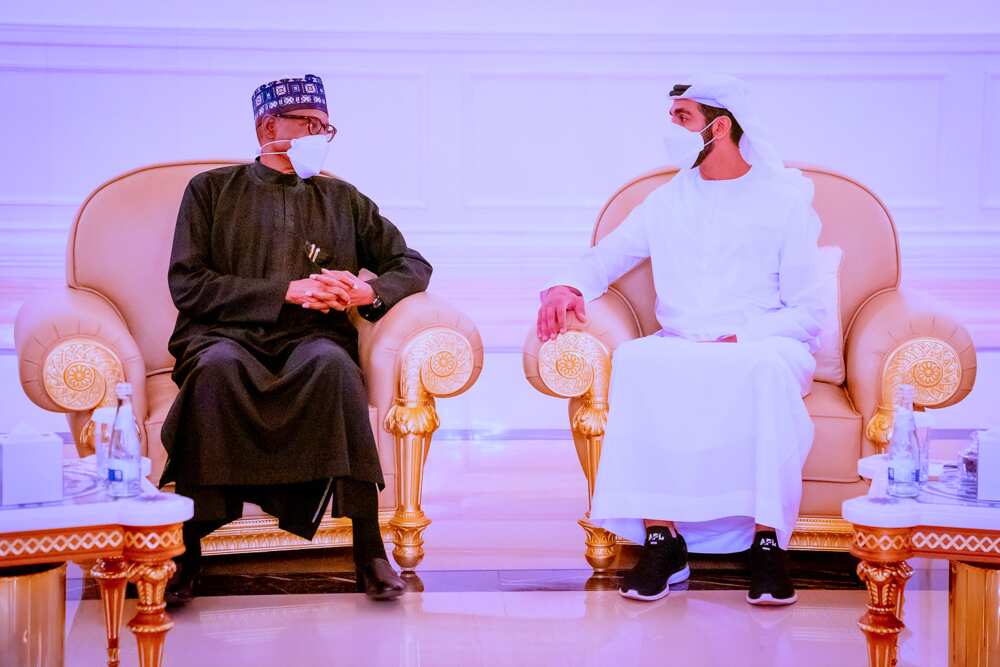 Da dumi: Shugaba buhari ya dira Abu Dhabi, kasar UAE inda yaje ta'aziyya