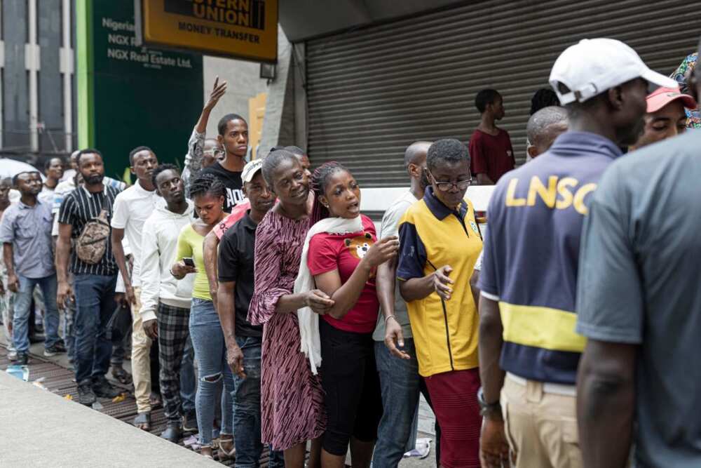 Commercial Banks to Increase Cash Withdrawal Limits as Queues Reduce