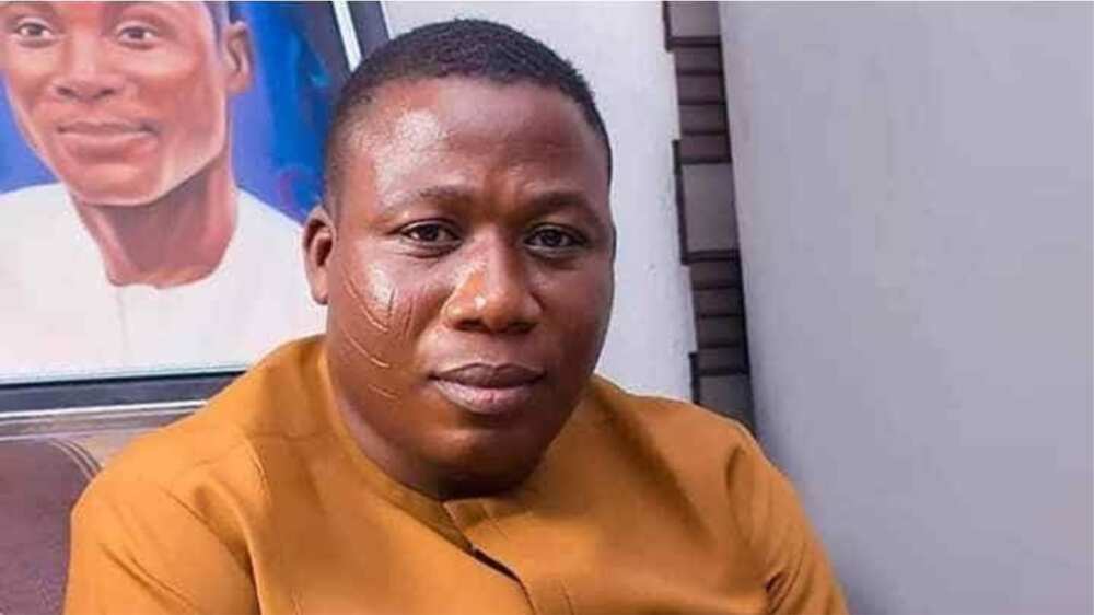 Lamari ya yi zafi: An shawarci Sunday Igboho da ya gaggauta mika kansa ga DSS
