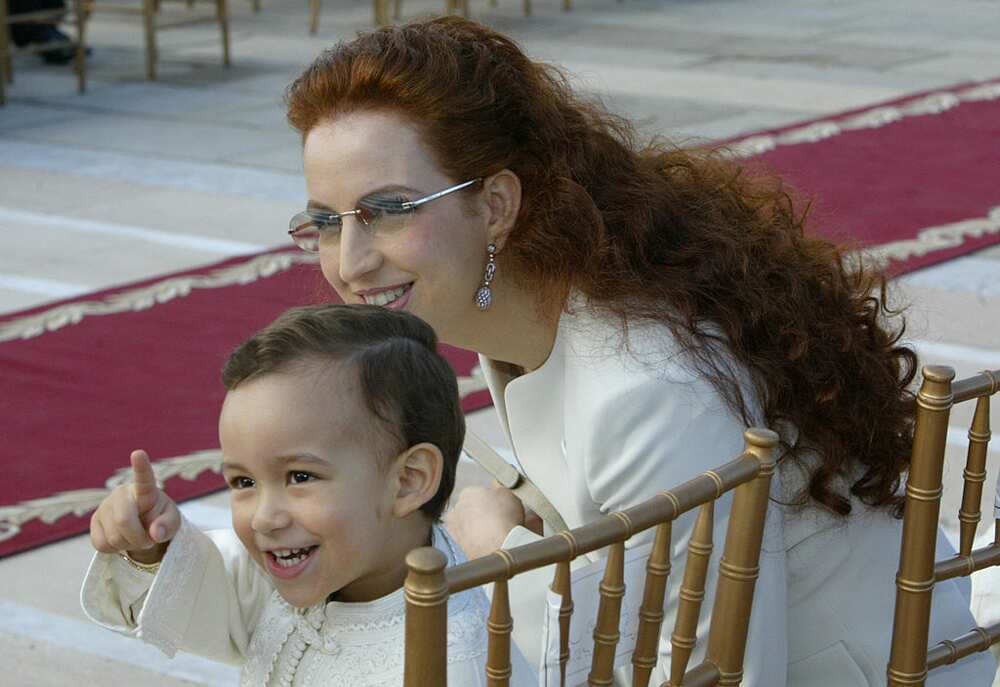Le prince héritier, Hassan, et sa mère, la princesse Lalla Salma du Maroc