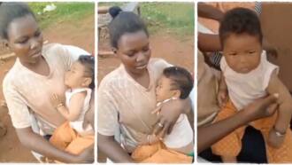 "He abandoned us": Chinese man gets Nigerian lady pregnant in Shagamu, she gives birth to unique kid