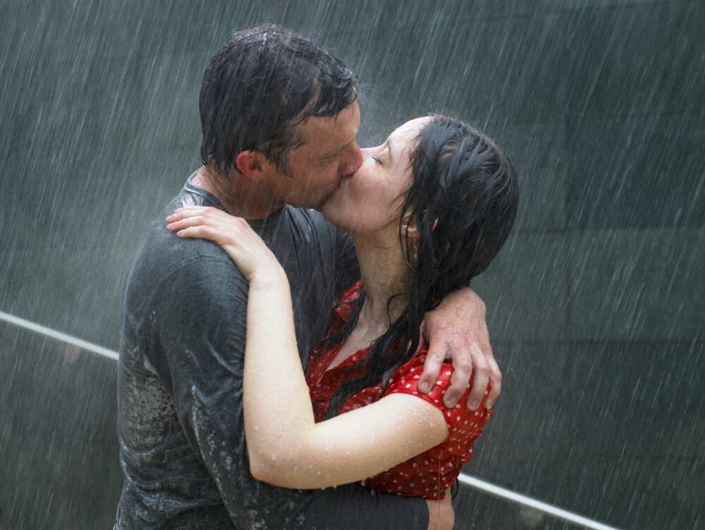 bisou romantique bisou romantique