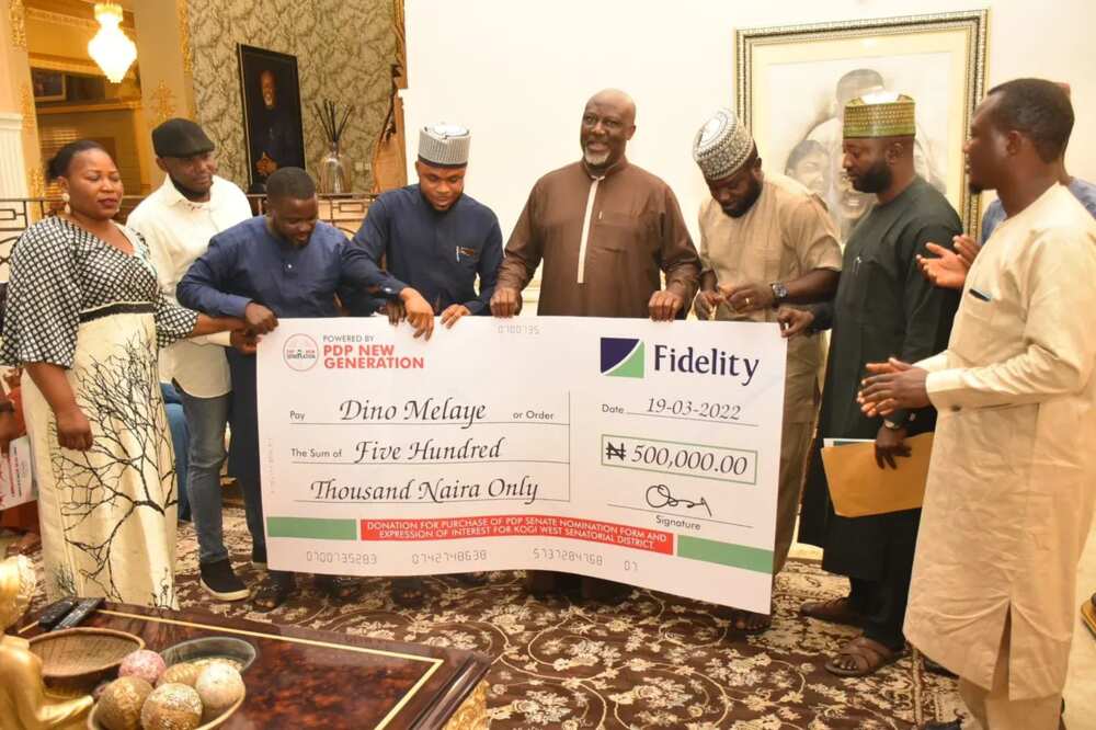 PDP youth group purchase nomination form for Dino Melaye PDP youth group purchase nomination form for Dino Melaye