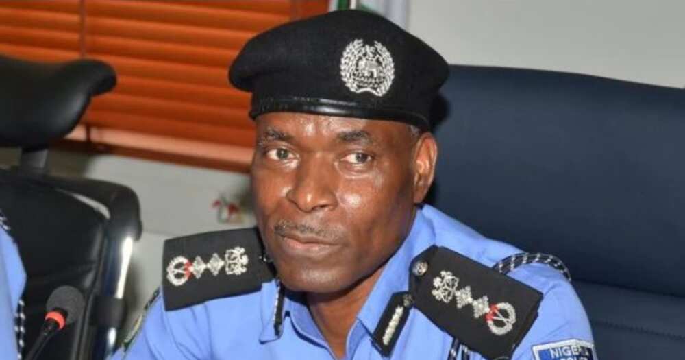 BREAKING: Riot erupts in Bayelsa state as policeman kills three