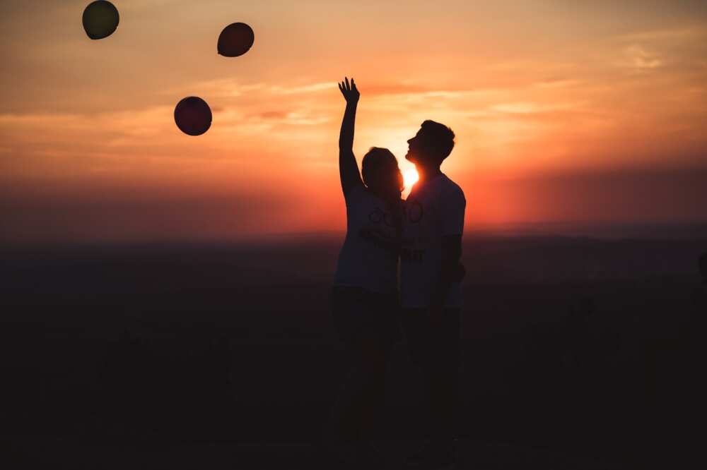 Ways of telling someone you love them Ways of telling someone you love them