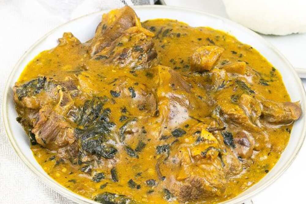 how to cook ogbono soup with bitter leaf
