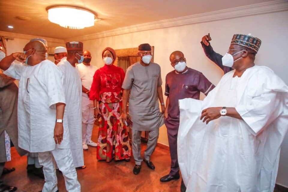 Ahmed Lawan ya jagoranci tawagar Sanatoci zuwa gidan Orji Kalu Ahmed Lawan ya jagoranci tawagar Sanatoci zuwa gidan Orji Kalu