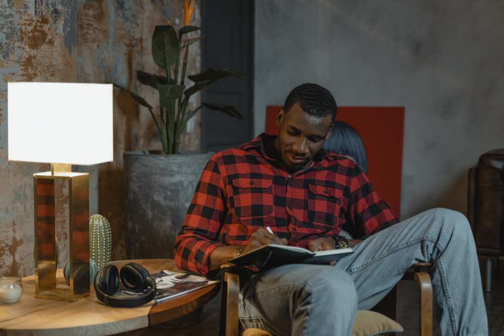 importance of English language in Nigeria importance of English language in Nigeria