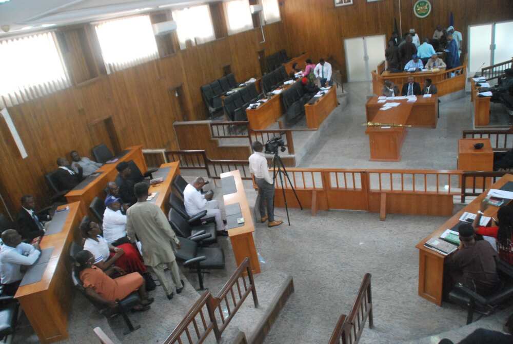 Cross River: Court Sacks 20 Lawmakers for Defecting to APC Cross River: Court Sacks 20 Lawmakers for Defecting to APC