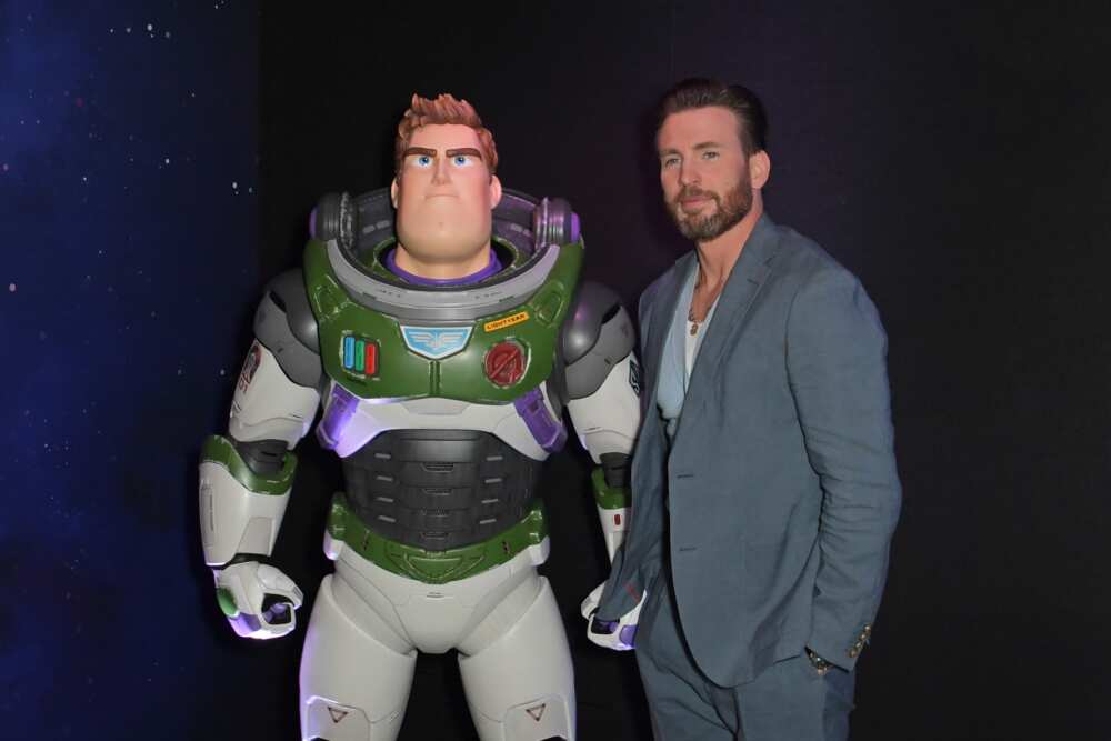 Nicest celebrities in real life Nicest celebrities in real life