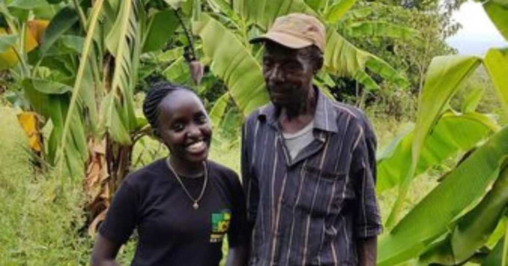 Emotional photos as lady reunites with dad who abandoned the family years ago