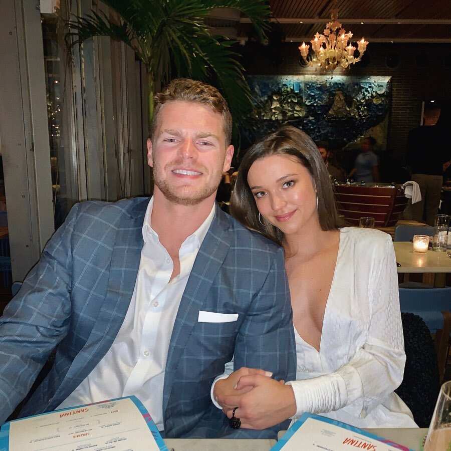 Who is Nicole Bloom dating?