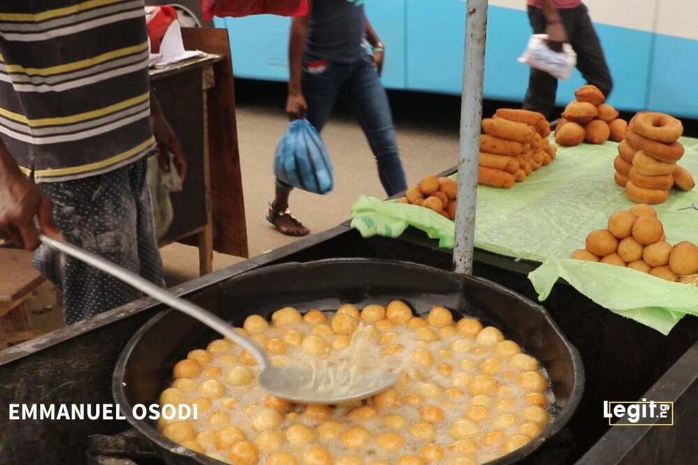 Puff-puff seller shares his life journey Puff-puff seller shares his life journey