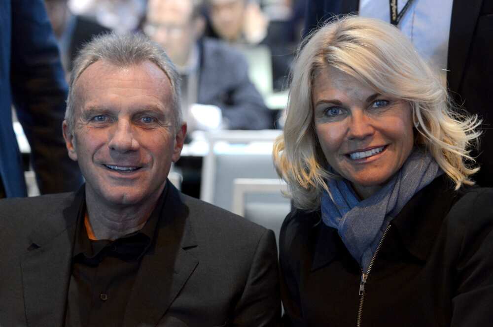 SI Vault on X: Check out how ripped Joe Montana's wife is for