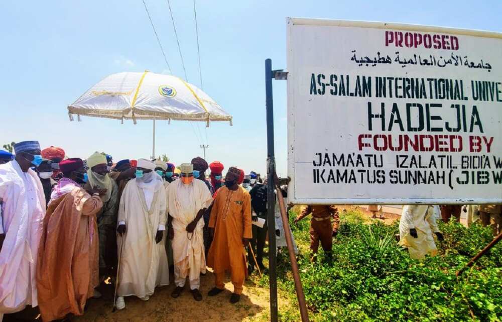 Jami’ar As-Salam: Gwamnonin Arewa 5 sun hada N250m inji Gwamna Badaru Jami’ar As-Salam: Gwamnonin Arewa 5 sun hada N250m inji Gwamna Badaru