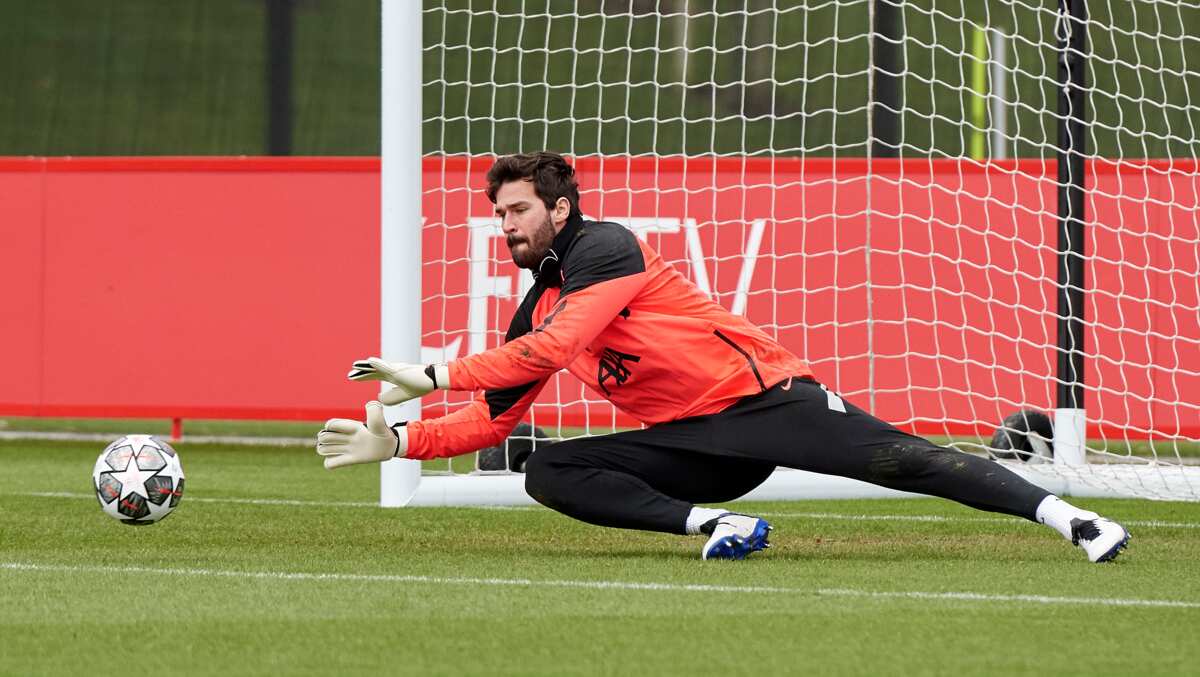 Liverpool Goalkeeper Alisson's Father Drowns In Brazil – Reports