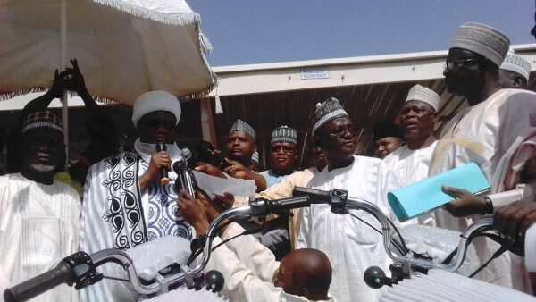 A bamu makamai mu yaki 'yan bindiga - Sarkin Zamfara ya roki Buhari