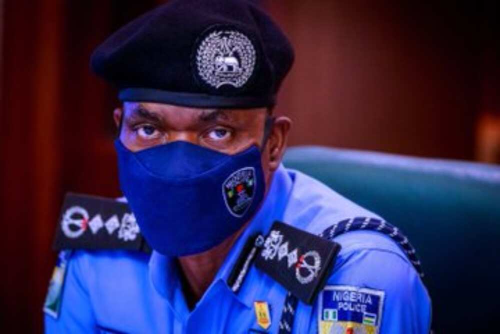 'Yan bindiga: Tubabben sarkin Zamfara ya maka IGP da wasu a kotu