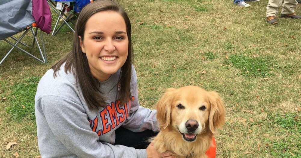 Woman writes emotional obituary for her dog: "He was the best boy" Woman writes emotional obituary for her dog: "He was the best boy"