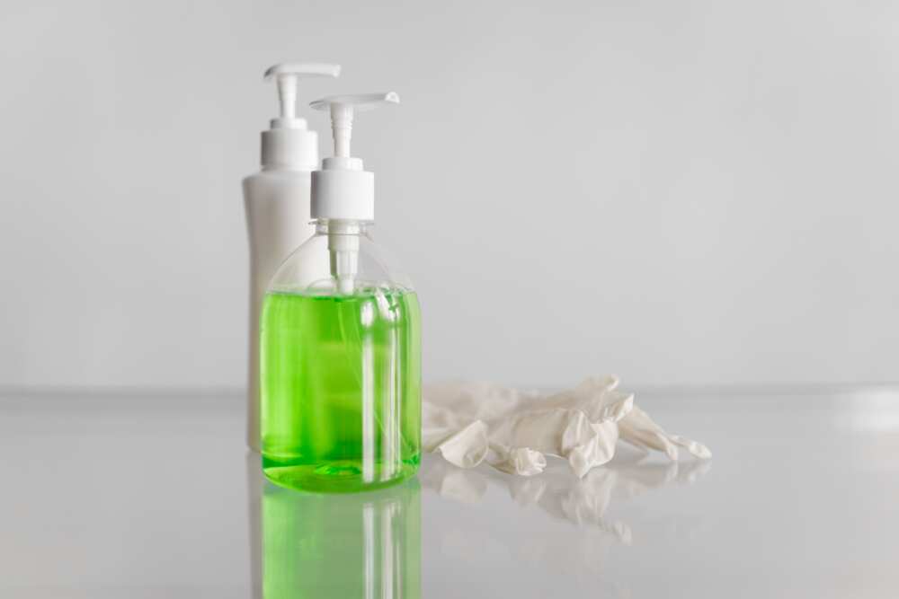 The Ultimate Guide to Soap and Detergent: Chemistry, Uses, and Properties -  STPP Group