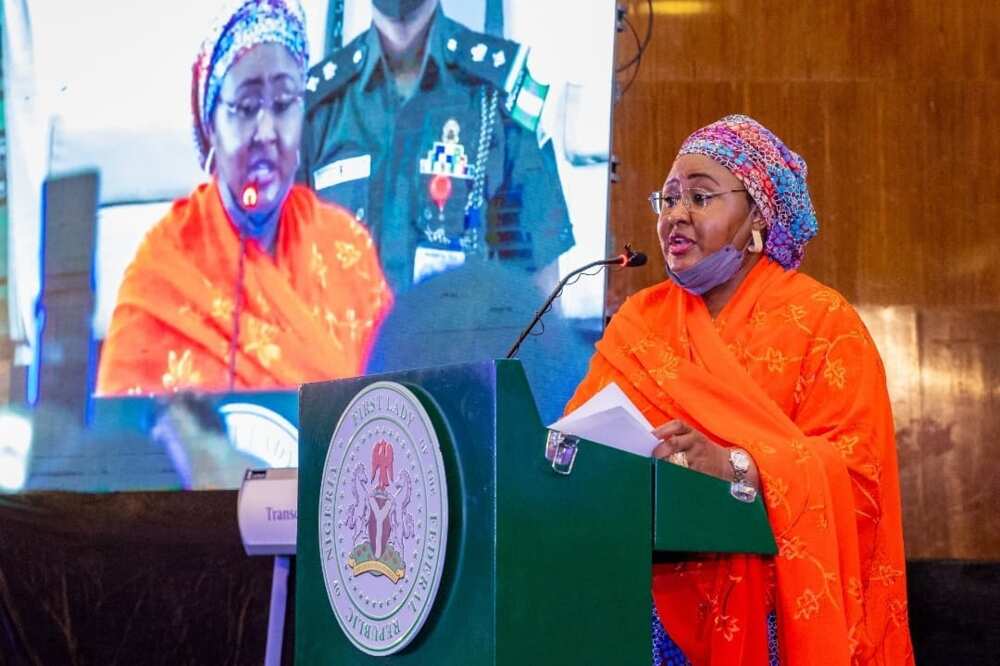 Breaking: Aisha Buhari directs staff to go on indefinite leave