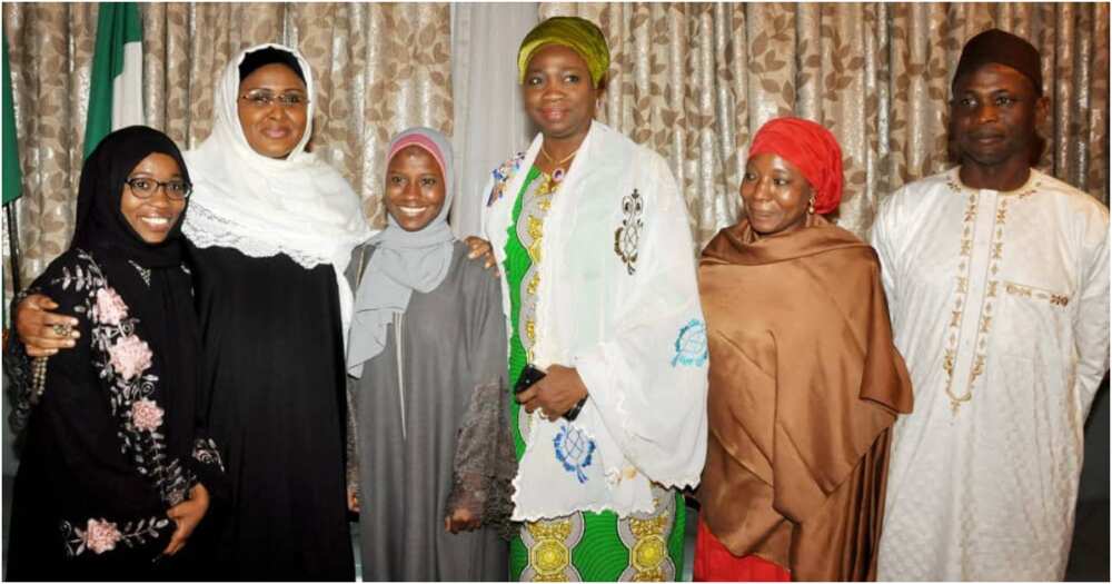 Aisha Buhari ta yi bude baki da Zainab Aliyu da ahlin gidansu a fadar Shugaban kasa (hotuna)