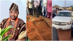 “End of it all”: Video as Murphy Afolabi’s corpse is paraded in glass coffin, gets buried in simple mud grave