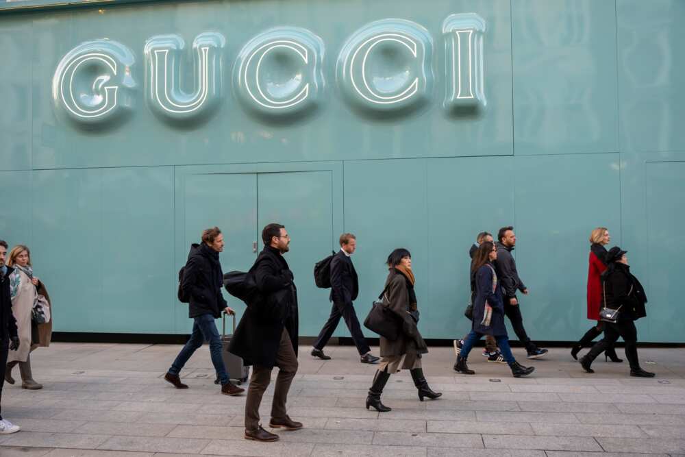 Who owns Gucci now? The French corporation Kering has been owning the  luxury brand since 1999 - OkayBliss