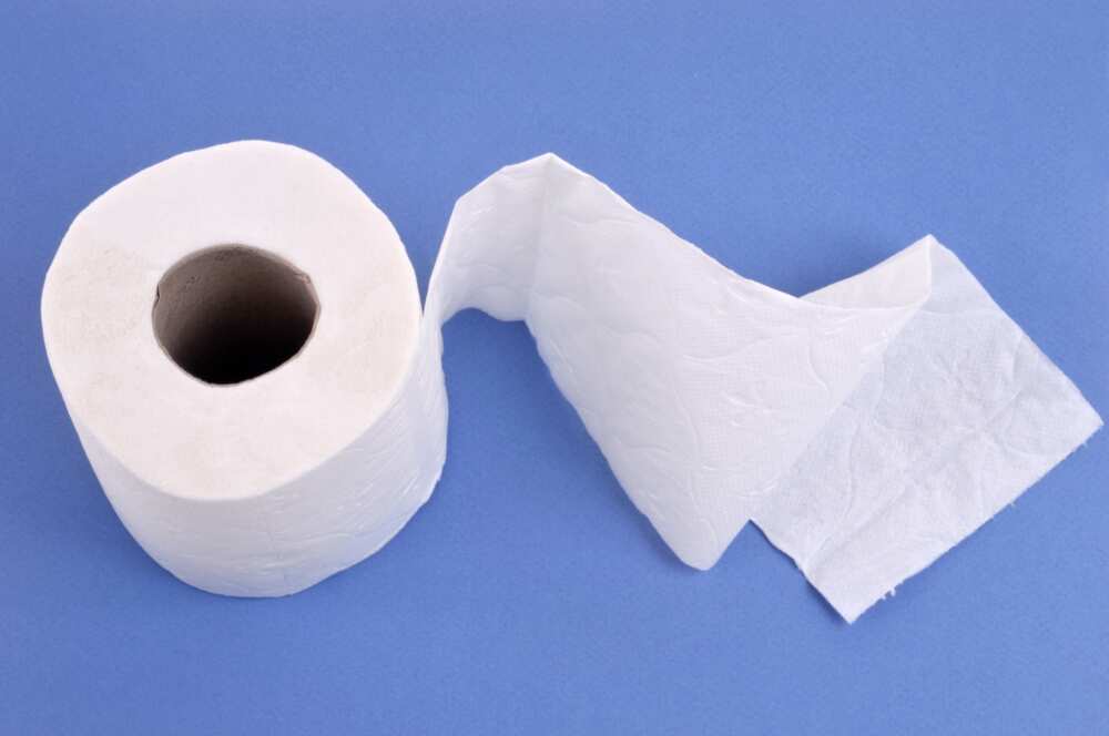 Disparition du papier toilette : c'est quoi cette controverse ?